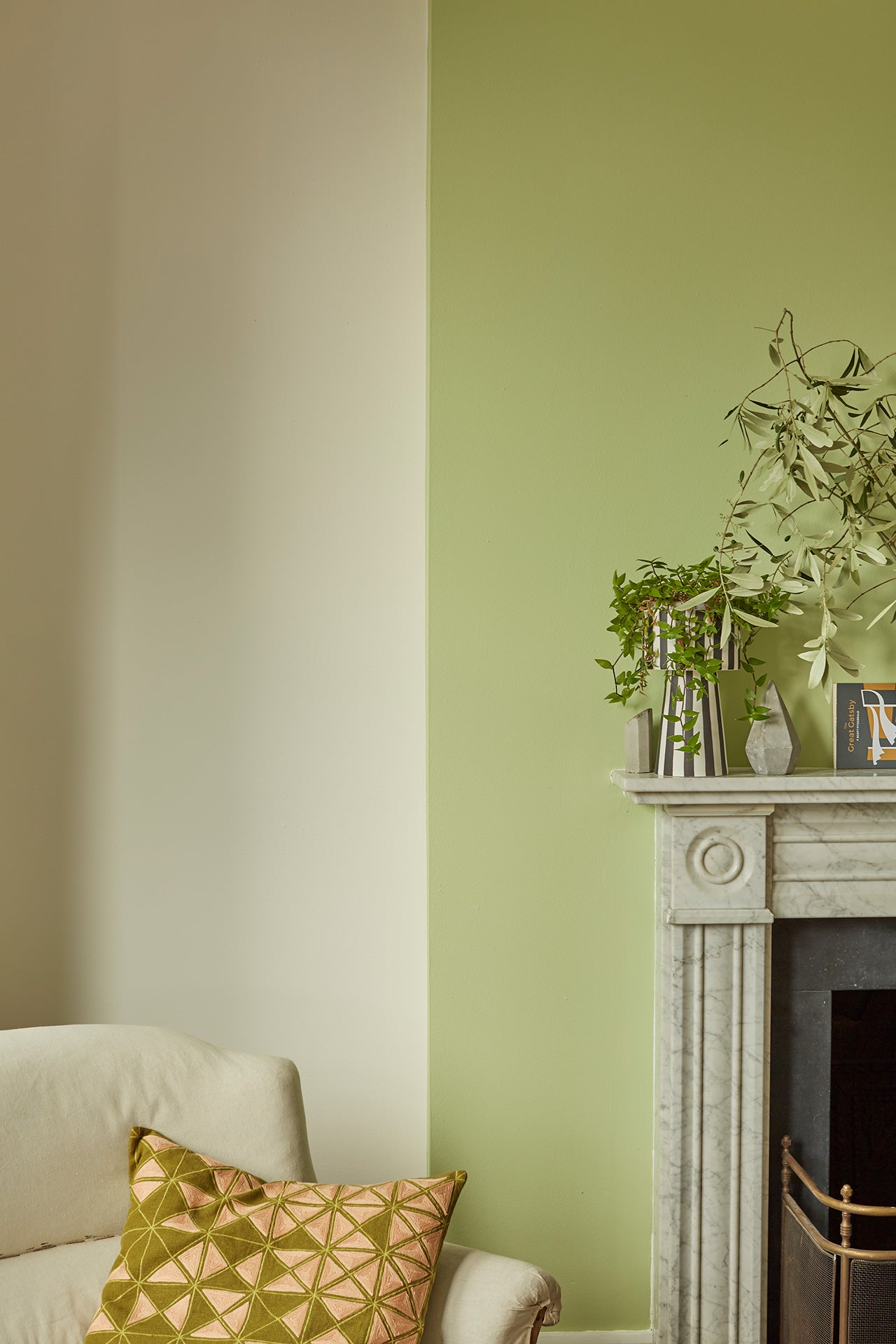 Earthborn Flutterby Flutterby Earthborn Paint– UD Interiors